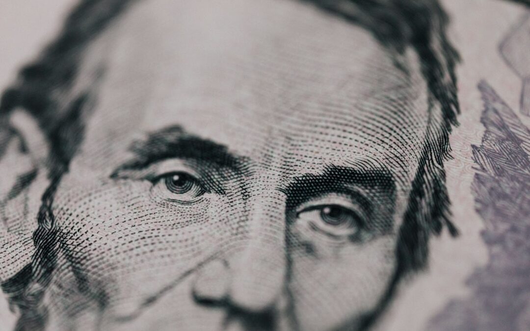 High Net Worth Investor Leads: How To Target Wealthy Individuals